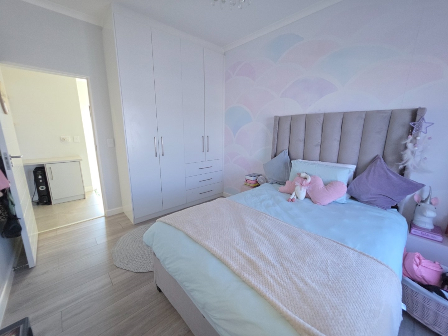 4 Bedroom Property for Sale in Sandown Western Cape